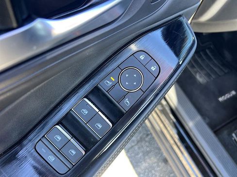 Certified 2024 Nissan Rogue SL w/ SL Premium Package image 21