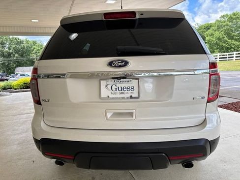 Used 2015 Ford Explorer XLT w/ Equipment Group 201B AWD/4WD image 8