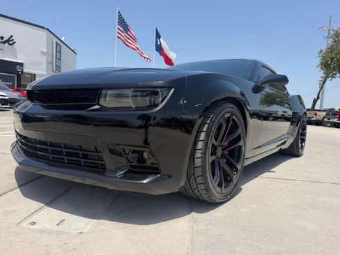 Used 2015 Chevrolet Camaro SS w/ SS Performance Package RWD image 7