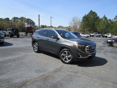 Used 2020 GMC Terrain SLT image 33