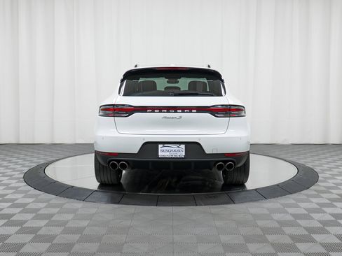 Certified 2019 Porsche Macan S image 6