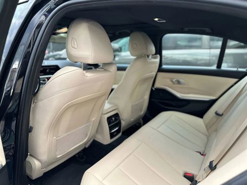 Used 2021 BMW 330i xDrive Sedan w/ Convenience Package image 12