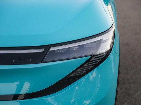 New 2026 Nissan Leaf Platinum+ image 4