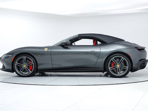 Certified 2025 Ferrari Roma Spider image 7