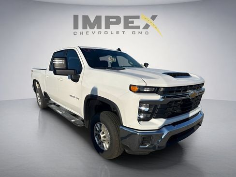 Used 2026 Chevrolet Silverado 2500 LT AWD/4WD image 8