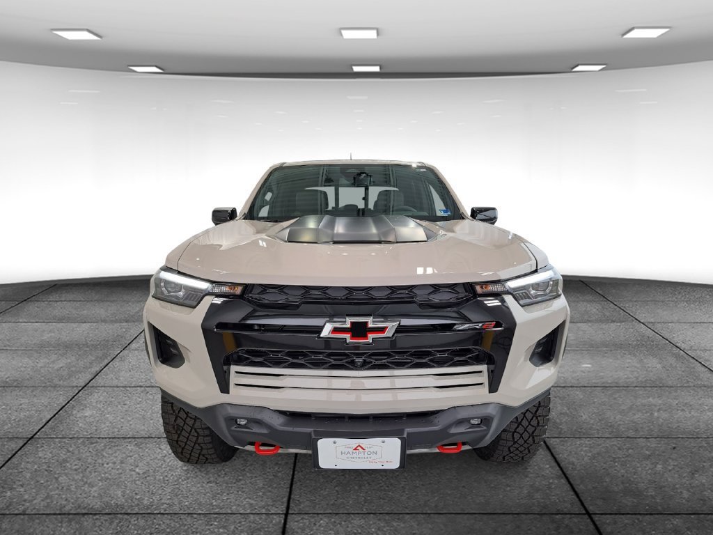New 2026 Chevrolet Colorado ZR2 w/ Technology Package AWD/4WD image 2
