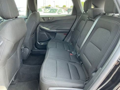 Used 2025 Ford Escape Active AWD/4WD image 18