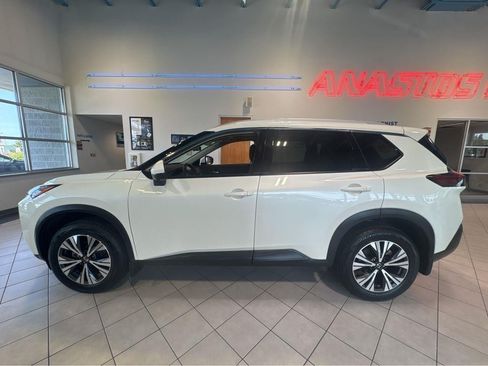 Used 2021 Nissan Rogue SV AWD/4WD image 8