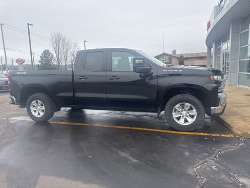 Used 2020 Chevrolet Silverado 1500 LT w/ All-Star Edition image 10