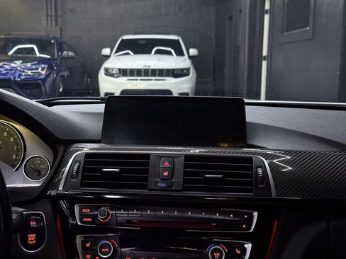 Used 2016 BMW M3 RWD image 23