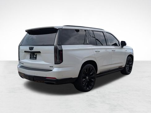 Used 2025 Cadillac Escalade Sport Platinum w/ LPO, ONYX Package AWD/4WD image 9