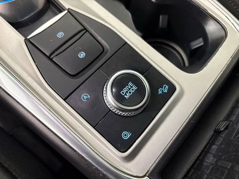 Used 2022 Ford Explorer Platinum w/ Equipment Group 601A image 32