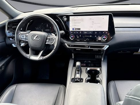 Used 2025 Lexus RX 350 Premium w/ Accessory Package (Z1) FWD image 19