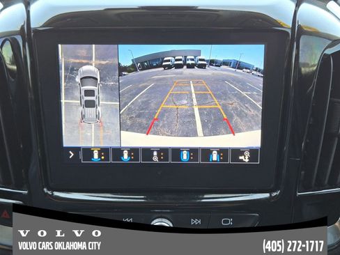 Used 2021 Chevrolet Traverse Premier w/ Redline Edition FWD image 14