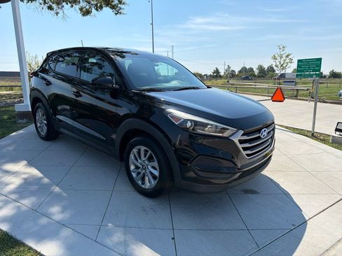 Used 2017 Hyundai Tucson SE FWD image 2