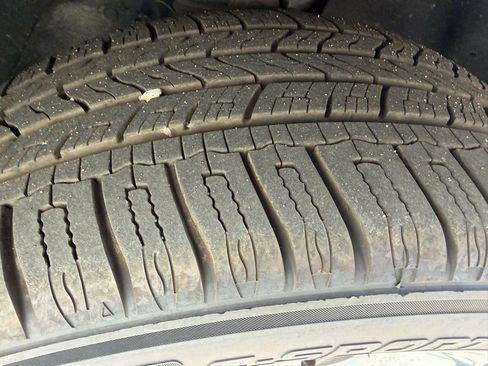 Used 2014 Jeep Grand Cherokee Summit AWD/4WD image 11