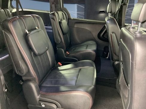 Used 2019 Dodge Grand Caravan GT FWD image 13