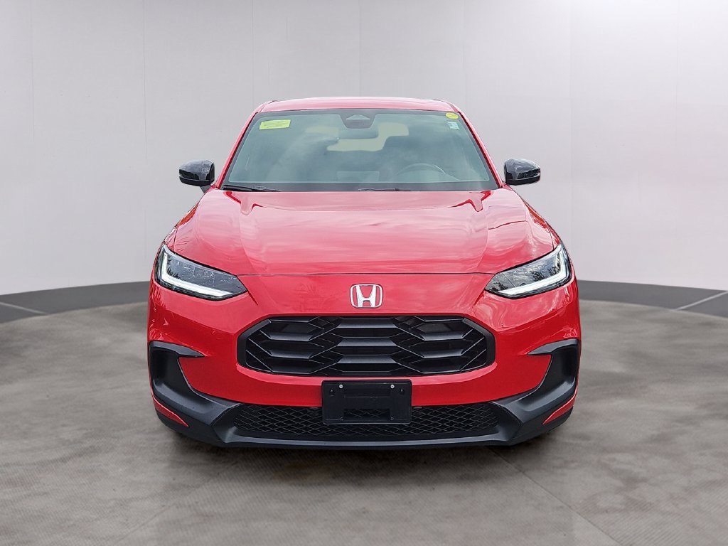 Used 2025 Honda HR-V Sport image 2