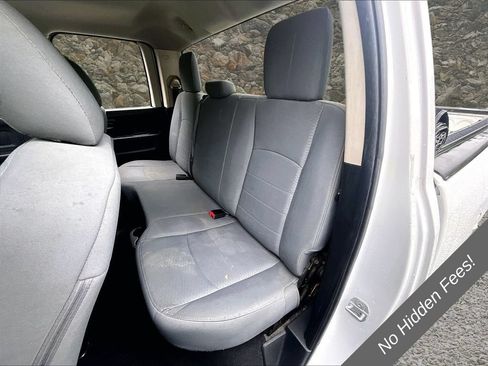 Used 2019 RAM 1500 Express AWD/4WD image 23