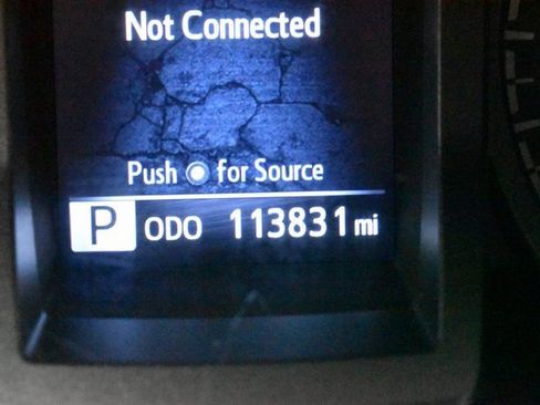 Used 2017 Toyota Tacoma TRD Off-Road w/ Tow Package (A/T) image 20