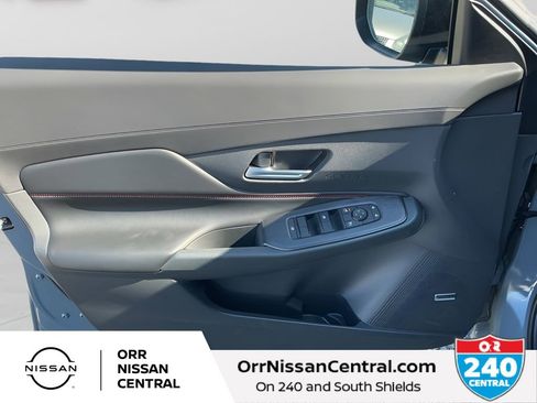 New 2026 Nissan Sentra SR w/ SR Premium Package FWD image 16