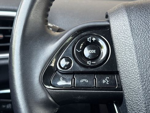 Used 2021 Toyota Prius Prime XLE FWD image 25