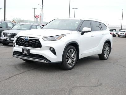 Used 2022 Toyota Highlander Platinum