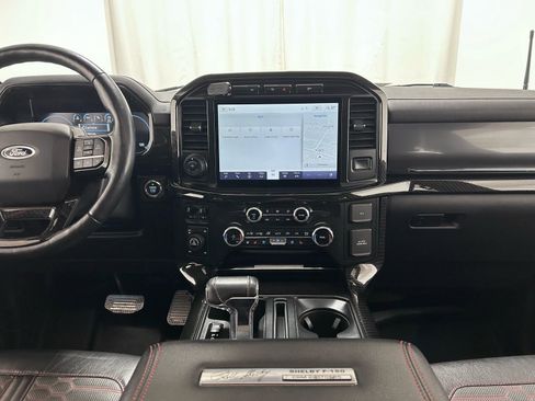 Used 2022 Ford F150 Lariat w/ Equipment Group 502A High AWD/4WD image 11