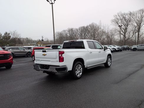 Used 2023 Chevrolet Silverado 1500 LTZ w/ LTZ Premium Package image 5