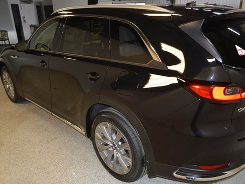 New 2026 MAZDA CX-90 3.3 Turbo w/ Premium Plus Pkg image 5