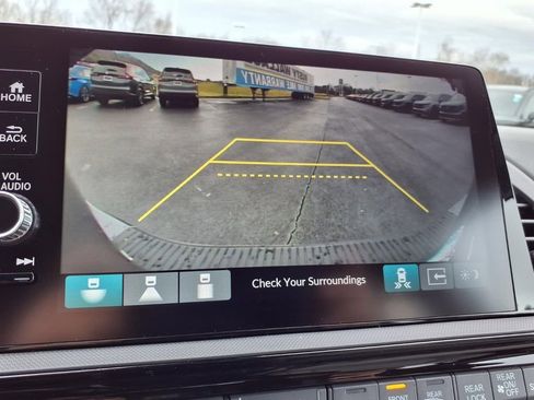 New 2026 Honda Odyssey Touring image 19