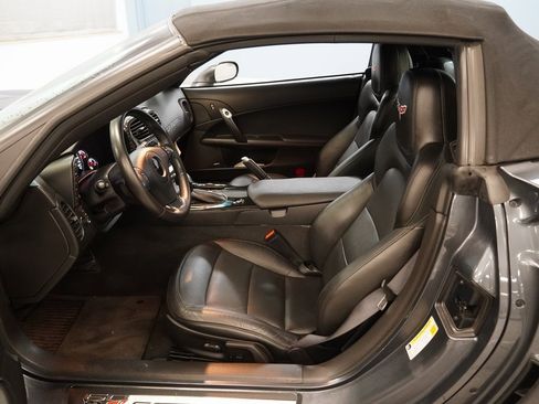 Used 2013 Chevrolet Corvette Grand Sport w/ 3LT Preferred Equipment Group image 5