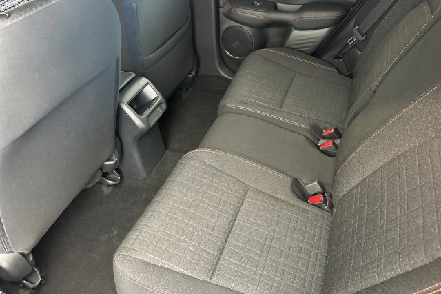 Used 2025 Honda HR-V Sport image 14
