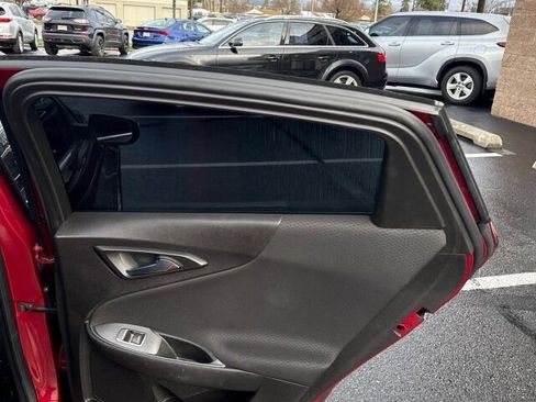 Used 2018 Chevrolet Malibu LT image 15