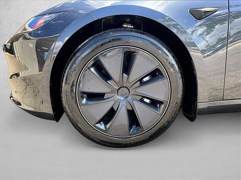 Used 2024 Tesla Model 3 Long Range RWD image 10