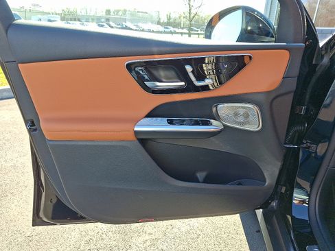 New 2026 Mercedes-Benz GLC 300 4MATIC image 11