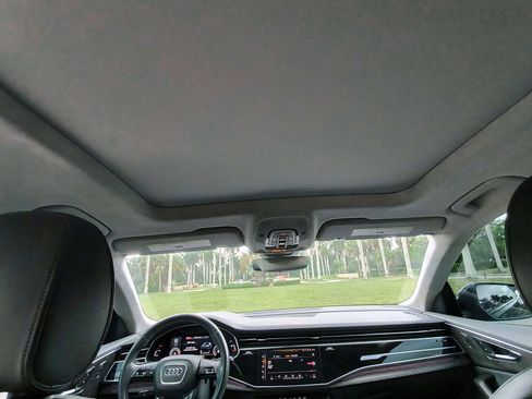 Used 2020 Audi Q8 Prestige w/ Prestige Package AWD/4WD image 32