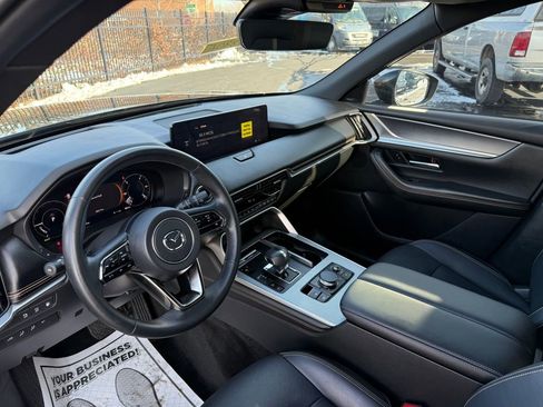 Used 2024 MAZDA CX-90 Plug-In Hybrid w/ Premium Plus image 16