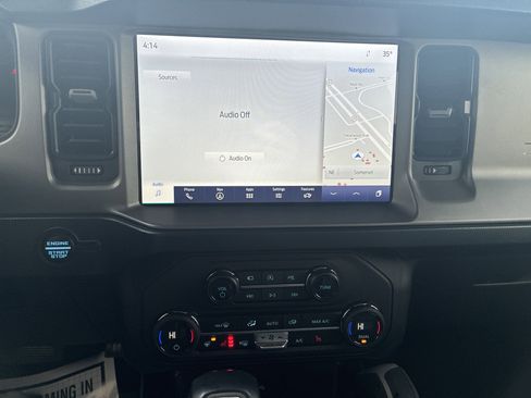 Used 2023 Ford Bronco Outer Banks w/ Sasquatch Package image 40