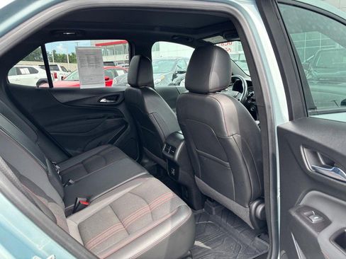 Used 2022 Chevrolet Equinox RS w/ Infotainment Package FWD image 10