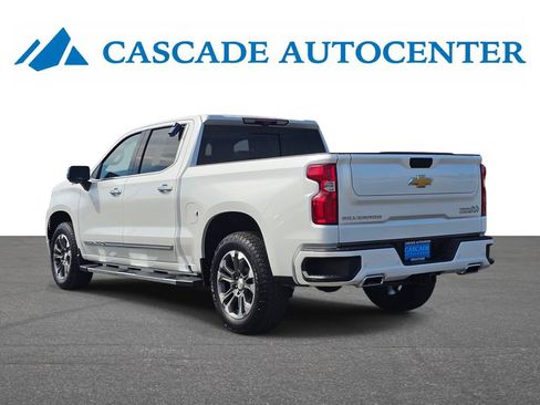 Certified 2024 Chevrolet Silverado 1500 High Country w/ Technology Package AWD/4WD image 5