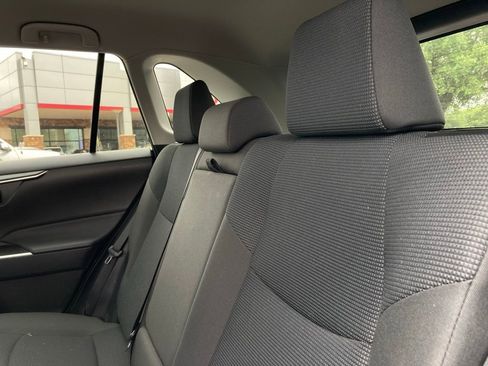 Used 2024 Toyota RAV4 LE image 9