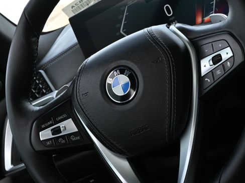 Used 2026 BMW X5 xDrive40i w/ Premium Package image 22