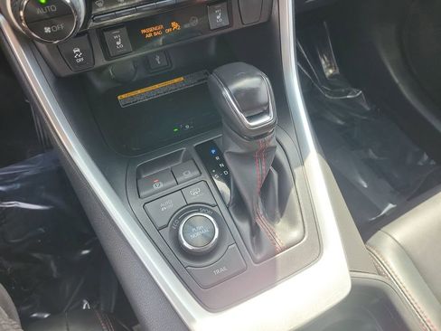 Used 2021 Toyota RAV4 XSE w/ Weather Package AWD/4WD image 31