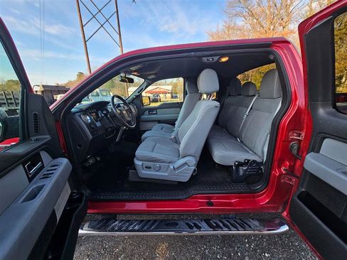 Used 2012 Ford F150 XLT w/ XLT Chrome Pkg image 12