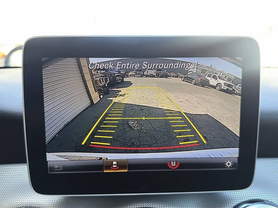 Used 2019 Mercedes-Benz GLA 250 4MATIC image 11