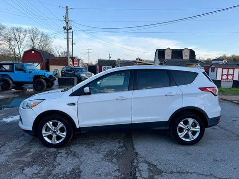 Used 2014 Ford Escape SE image 8