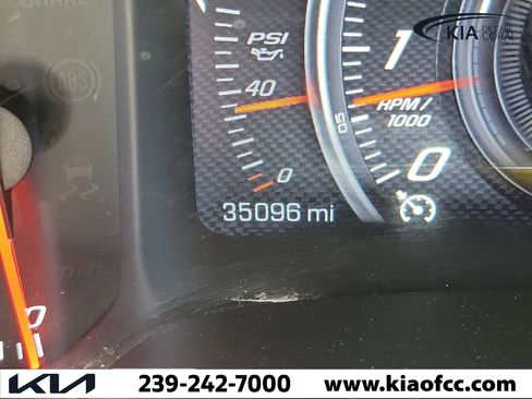 Used 2015 Chevrolet Corvette Z06 w/ 3LZ Preferred Equipment Group RWD image 25