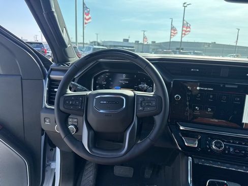 New 2026 GMC Sierra 1500 Denali Ultimate AWD/4WD image 32