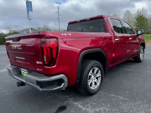 Used 2022 GMC Sierra 1500 SLT w/ SLT Convenience Package image 8